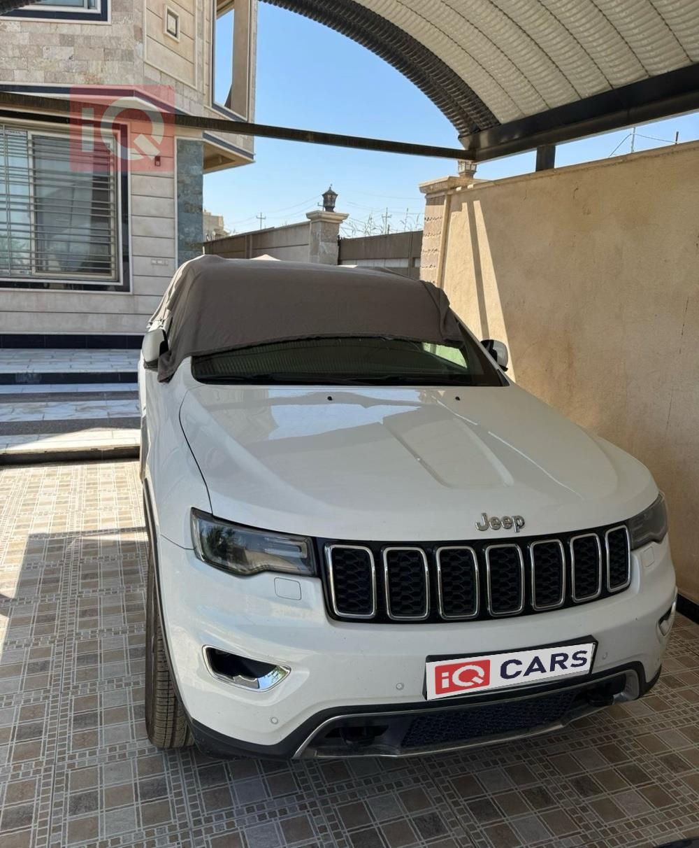 جيب جراند شيروكي